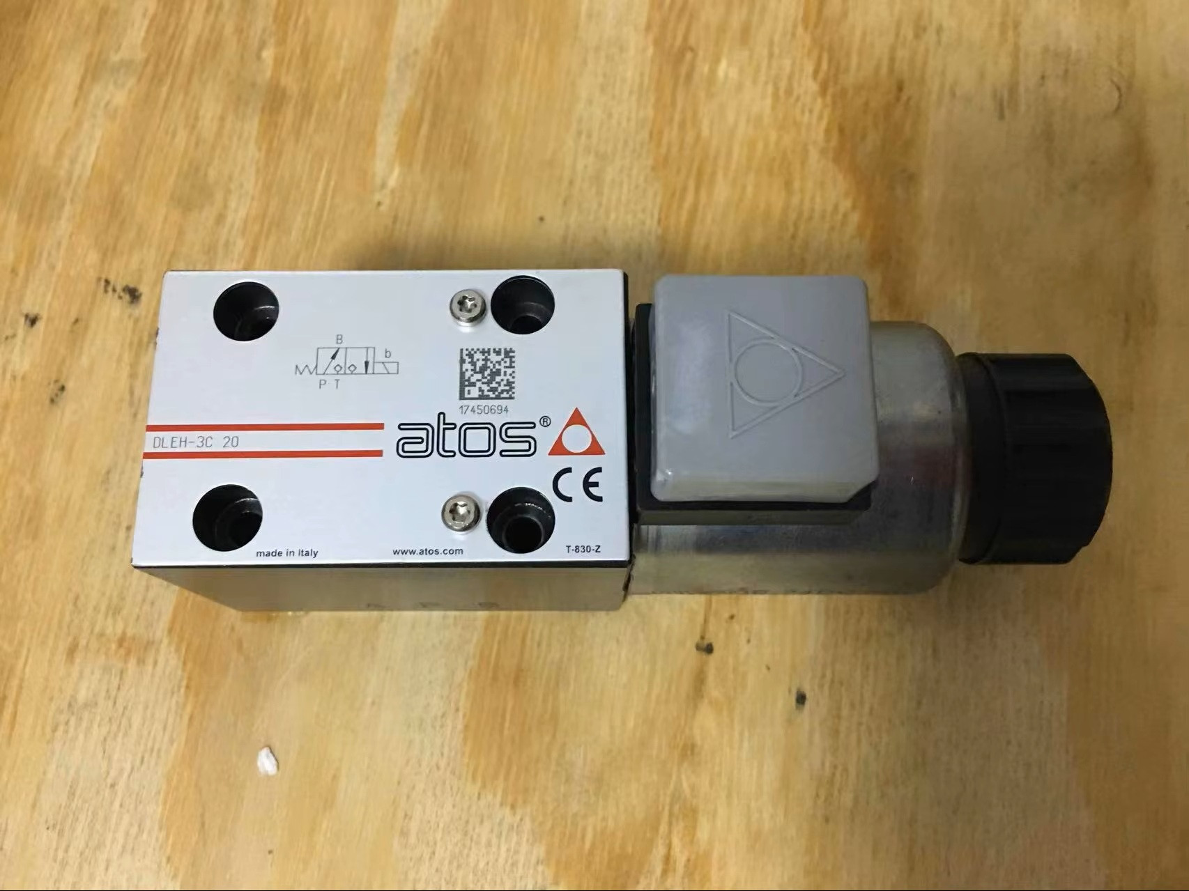 Atos DlEH-3C-X-24DC Solenoid Valve
