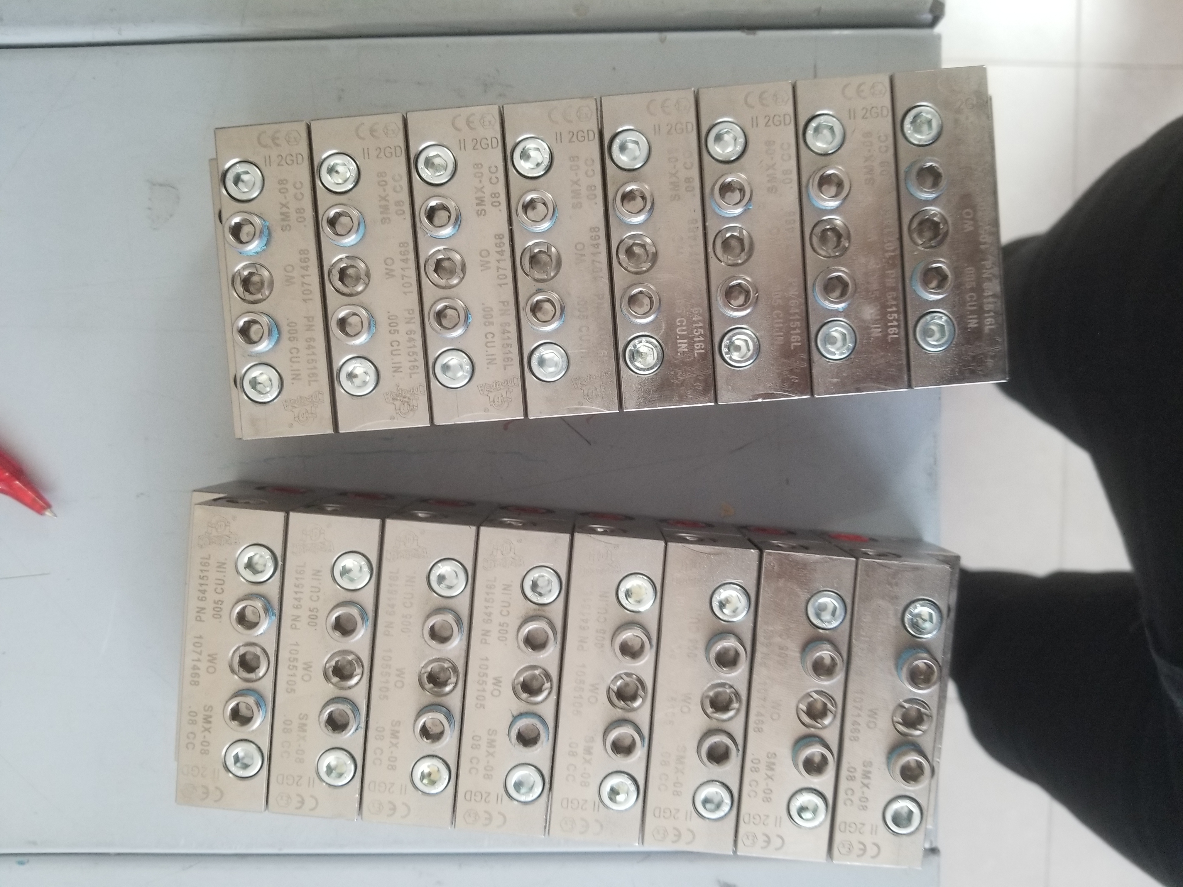 Dropsa ISO-SMX-8(08-08-08-08-08-08-08-08CC Distributor