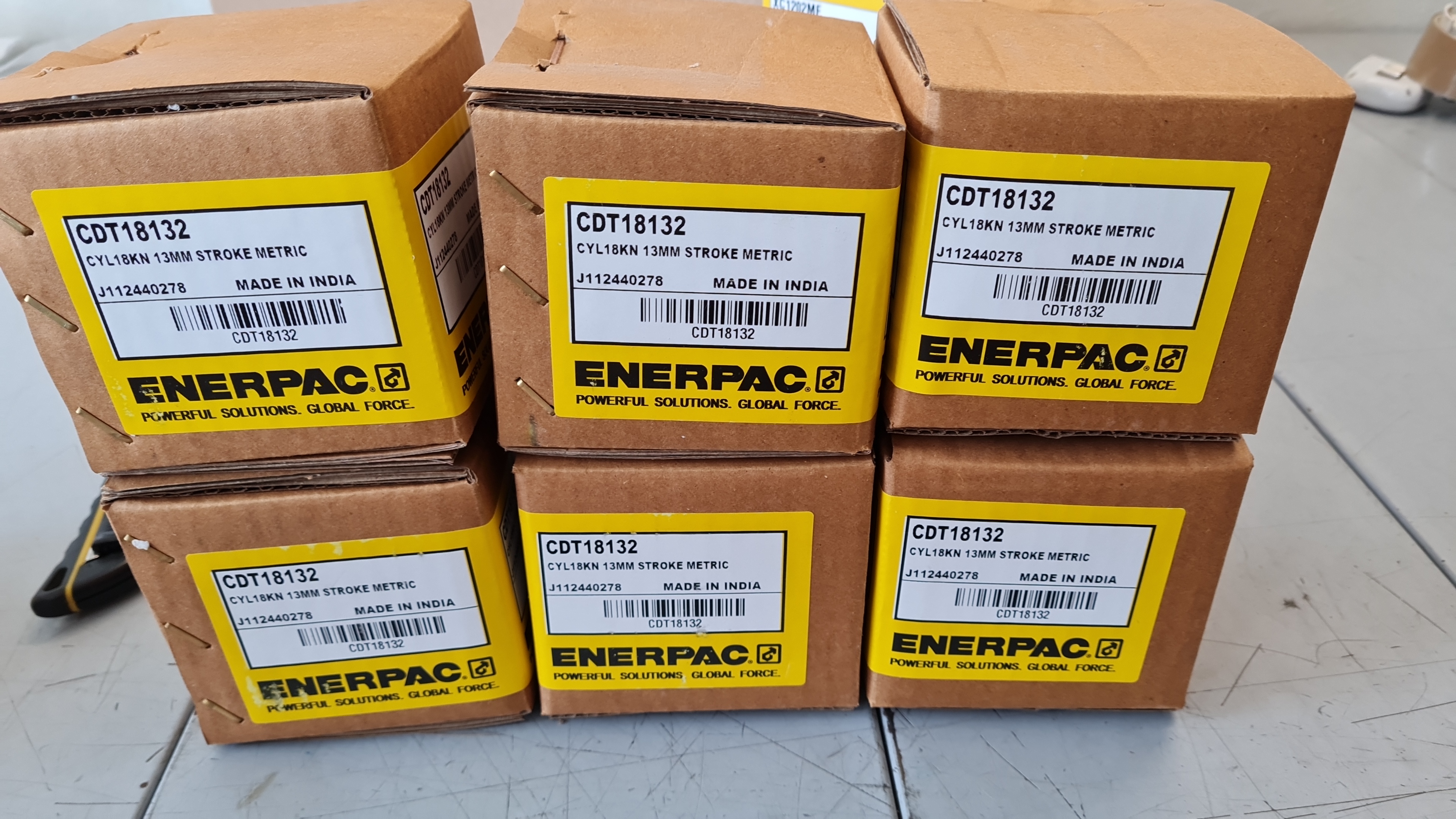 Enerpac CDT18132 Hydraulic Cylinder