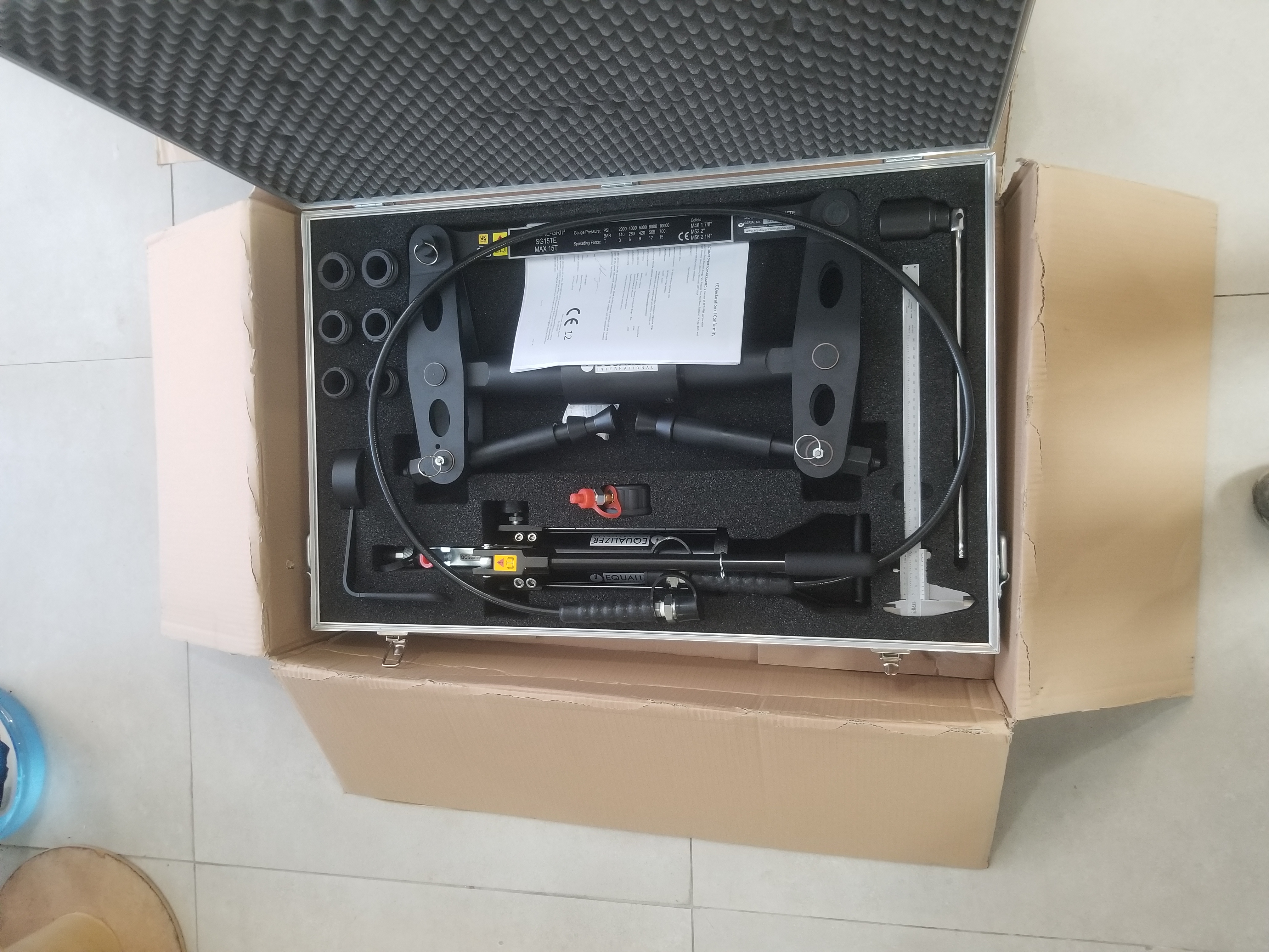 Enerpac SG15TESTD Hydraulic Flange Spreading Kit