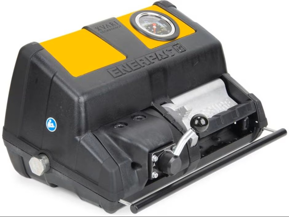 Enerpac XA12VG Hydraulic Pump