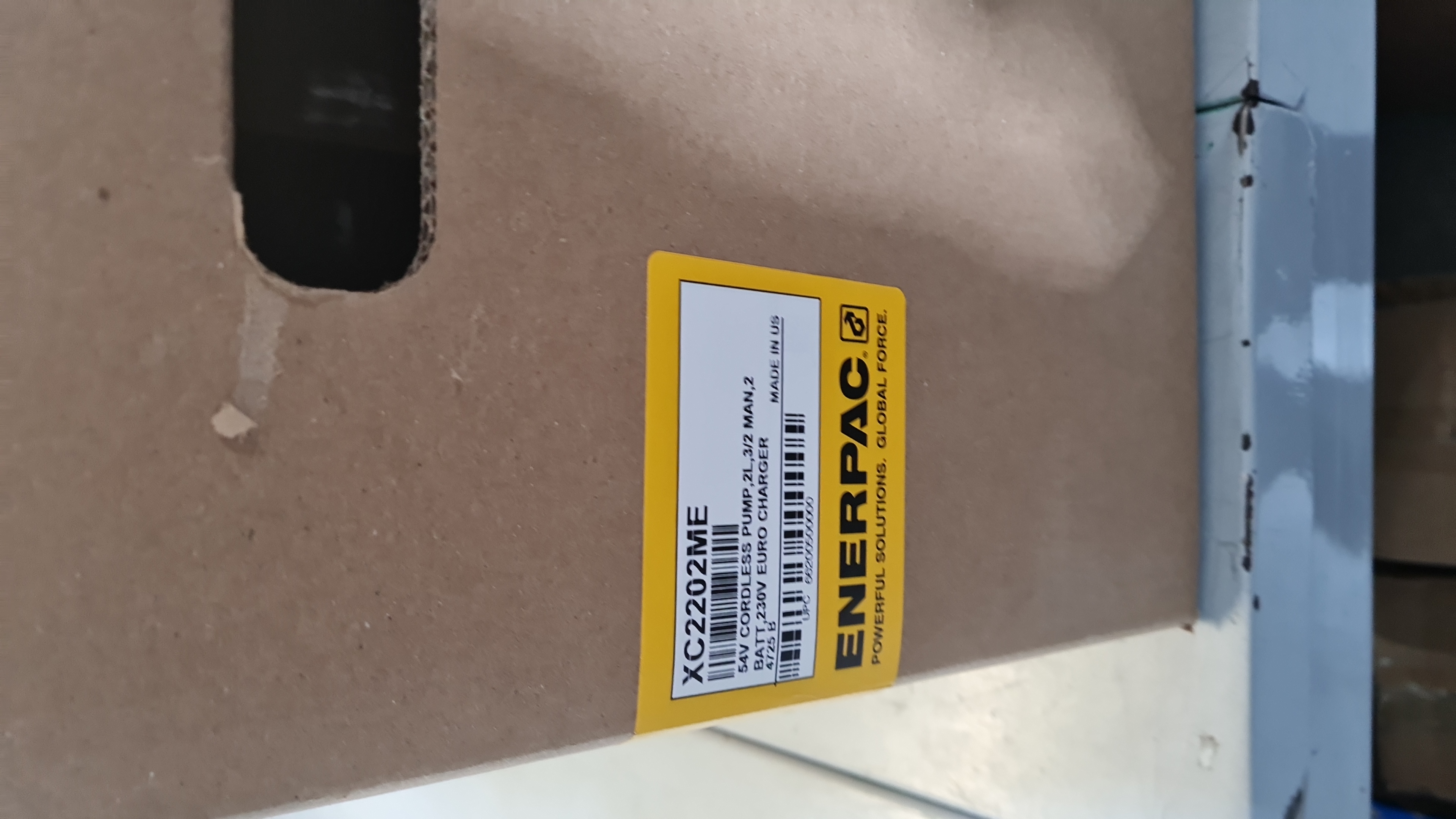Enerpac XC2202ME Cordless Hydraulic Pump