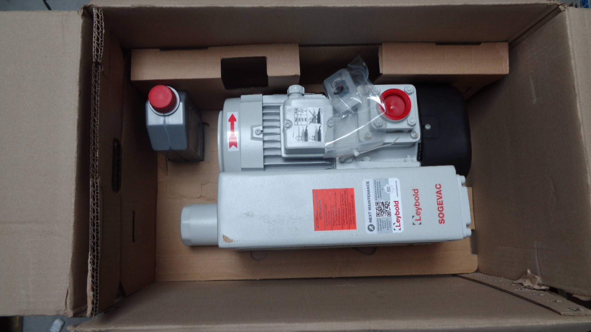 Leybold SV40 B Vacuum Pump