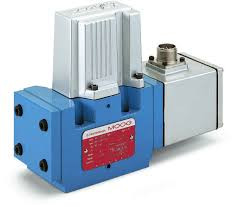 Moog D661-4718  Valve