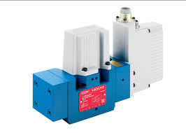 Moog D941-6755-0001 Q80KQAD6VEE2NBOK1C1 Control Valve