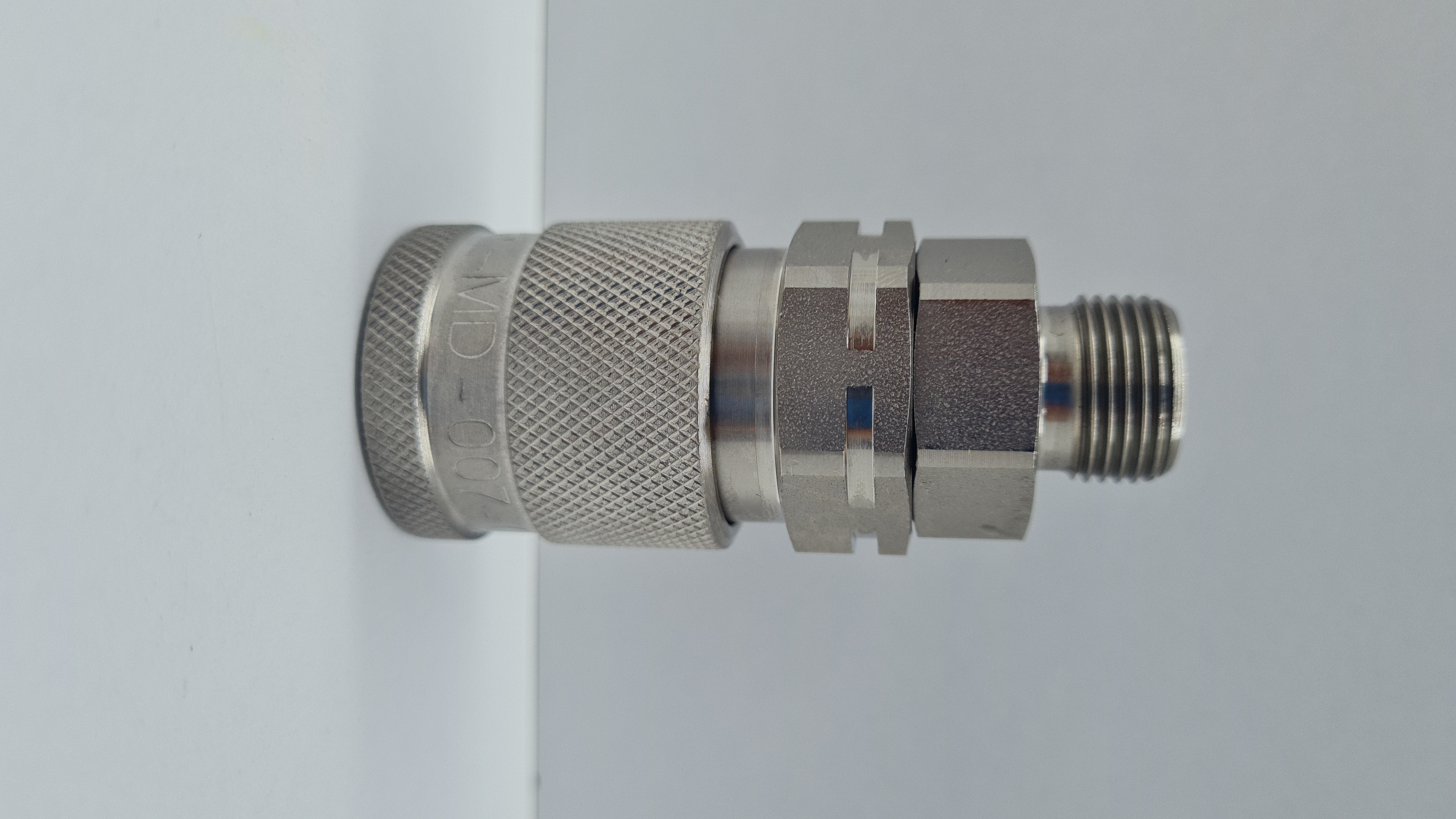 Walther Präzision MD-007-0-WR017-13-2 Shut-off Coupling